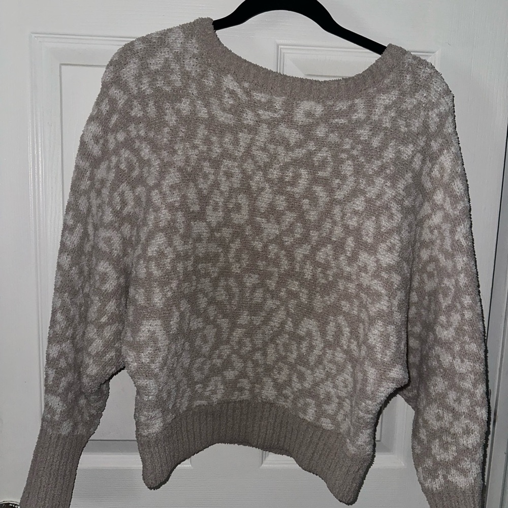 Jessica Simpson Cream and Brown Crew Neck Sweater Leopard Print